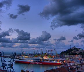 Ancona, porto adriatico