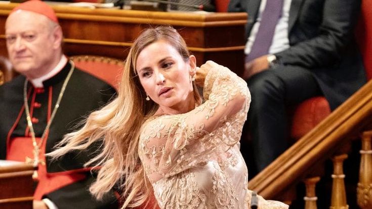 Il caso Beatrice Venezi. Il maestro è nell’anima e solo l’orchestra conosce il suo segreto