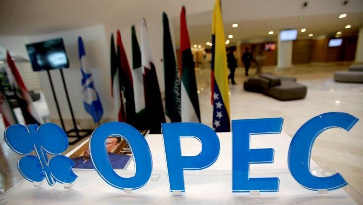 Opec sotto pressione: “Produca più petrolio per frenare l’inflazione”