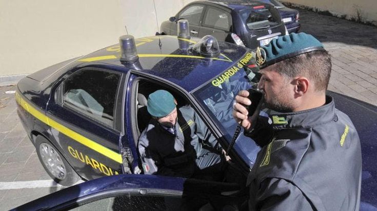 Maxi frode fiscale, due notai bolognesi tra i 178 indagati nell’inchiesta della Guardia di Finanza
