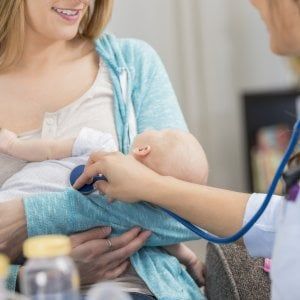Giulia mangia meno vomita e piange, cosa ha?