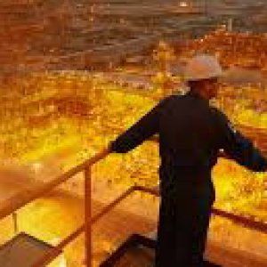 Petrolio ai minimi, sceicchi costretti a quotare gioiellino Aramco