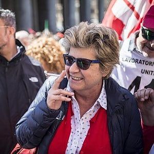 Aboliti i voucher. La Camusso: "Ora fuori dai referendum"