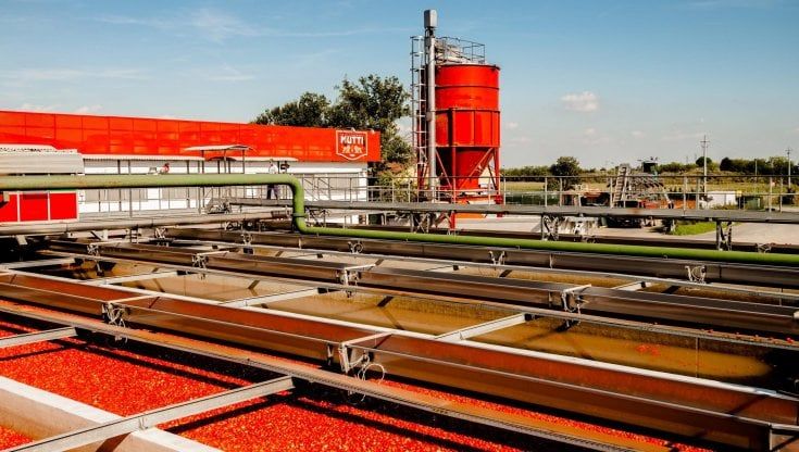 Lavoro, Mutti cerca 40 addetti per gli stabilimenti di Montechiarugolo e Collecchio 