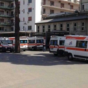 Incinta, trova la casa svaligiata e ha un malore