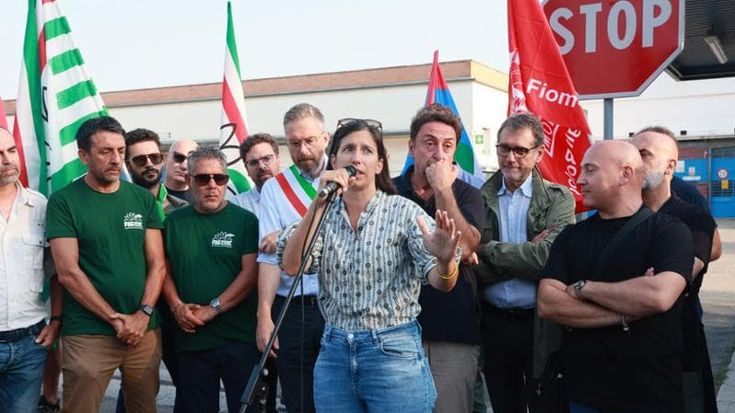 Campo largo, ancora battaglia al centro. Calenda apre ma resta il nodo Liguria