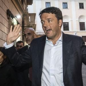 Italicum, il contrattacco di Renzi: "Non vogliono bloccare la legge ma colpire me"
