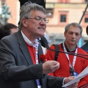 Pa, sindacati in piazza per chiedere contratti e assunzioni