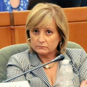 Buono scuola, le regole cambiano ancora: si apre ai redditi pi&ugrave; alti