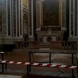 Piovono pietre nella basilica: "La colpa è della Linea 6"