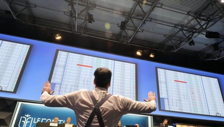 Le Borse di oggi, 20 luglio. Crisi del governo Draghi, il rendimento dei Btp affianca la Grecia. Milano peggiore in Europa