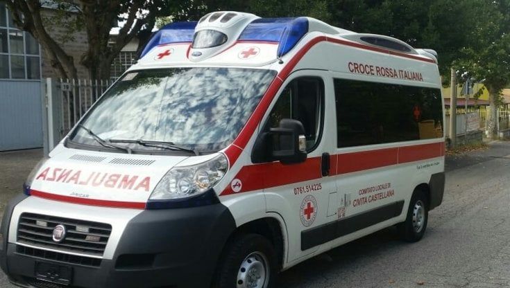 Ladri di ambulanze a Valmontone, la Croce Rossa: "Con una delle due hanno fatto un furto. Rubata anche una sedia a rotelle"
