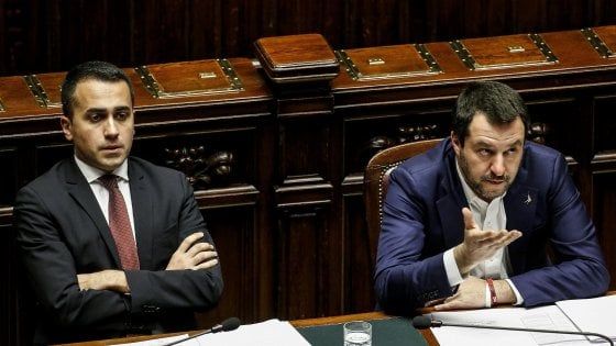 Governo, scontro Di Maio a Lega: "Basta estremismi". Camera: maggioranza ko su libertà sindacale Forze Armate