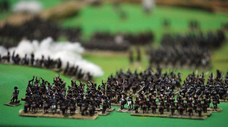 La battaglia di Waterloo in palmo di mano: soldatini in mostra a Bologna