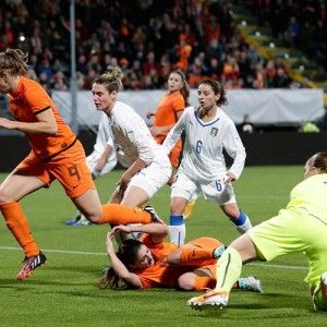 Calcio femminile: l'Italia vede i Mondiali, 1-1 in Olanda nell'andata dei play-off