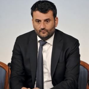 Decaro incassa i tagli: "Perdiamo otto milioni ma grazie ai risparmi abbasseremo le tasse"