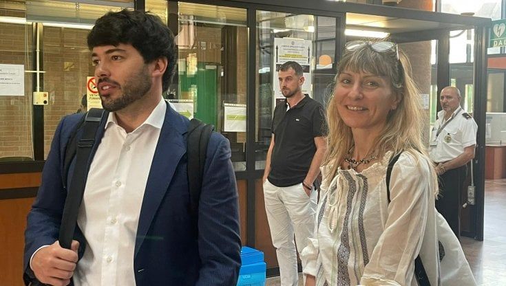 Movimento 5 Stelle è il primo partito a consegnare le liste: alle 6,50