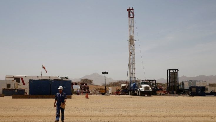 Il rischio testa-coda dell'energia: aspettando il boom delle rinnovabili i combustibili fossili potrebbero non bastare