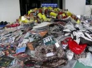 Pr&eacute;, l'immobile-dormitorioera anche bazar di merci contraffatte
