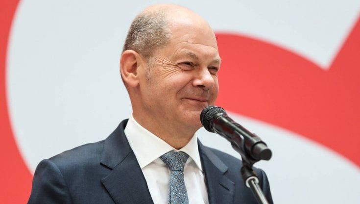 Germania, Laschet commissariato dal suo partito, Scholz prova l’assalto alla Cancelleria