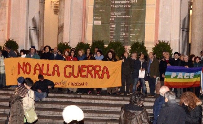 Pacifisti, dopo 600 ore di silenzio<br />si canta De Andr&eacute; contro la guerra