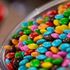 Nestlé elimina i coloranti artificiali da tutti i suoi prodotti: “La svolta entro la fine dell’anno”