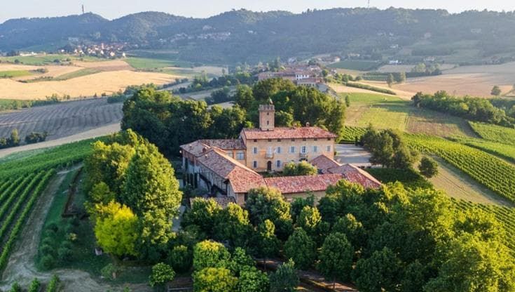 Monferrato come la Toscana: il Castello di Razzano tra Barbera, ulivi e visite sold out