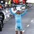 Giro dei Paesi Baschi, l'impresa di Rosa: vince dopo 100 km di fuga solitaria