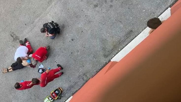 Fakir, consegnato in procura il suo secondo cellulare