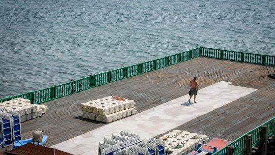 Gestori balneari: sos alla Regione Campania, "Ritardi nell'allestimento dei lidi"