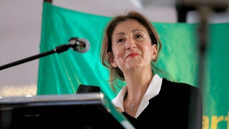 L'ex prigioniera delle Farc, Ingrid Betancourt, si candida alla presidenza della Colombia 
