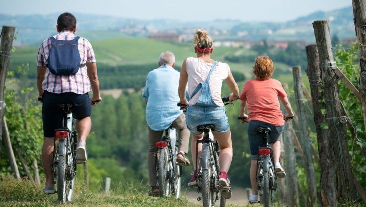 Toscana, da una provincia all'altra in bici: ecco la rete delle ciclovie 