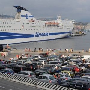 Muore su nave Tirrenia, la trovano dopo 14 giorni: il giallo della turista tedesca 
