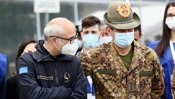 Cinque milioni di indecisi. Campagna da metà maggio per convincere i no-vax