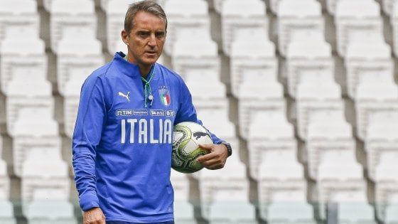 Nazionale, Mancini: ''Lewandowski? Ci penserà Chiellini''