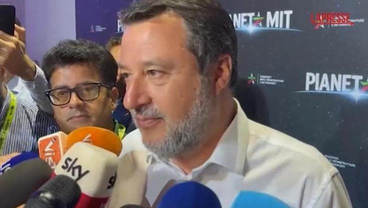 Salvini: "Vannacci contro l'aborto? Io non voglio tornare indietro"