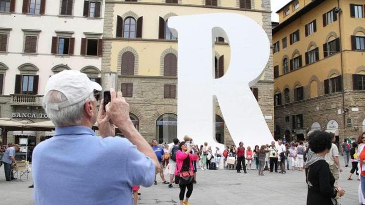 Giorgio Van Straten: “Repubblica è un punto di riferimento perché prende posizione”