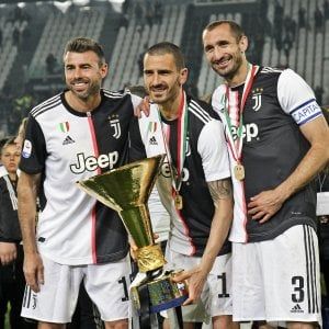 Calcio, a Coverciano via al ritiro dei senza contratto: c'è anche Barzagli
