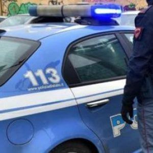 Firenze, tre furti nello stesso condominio