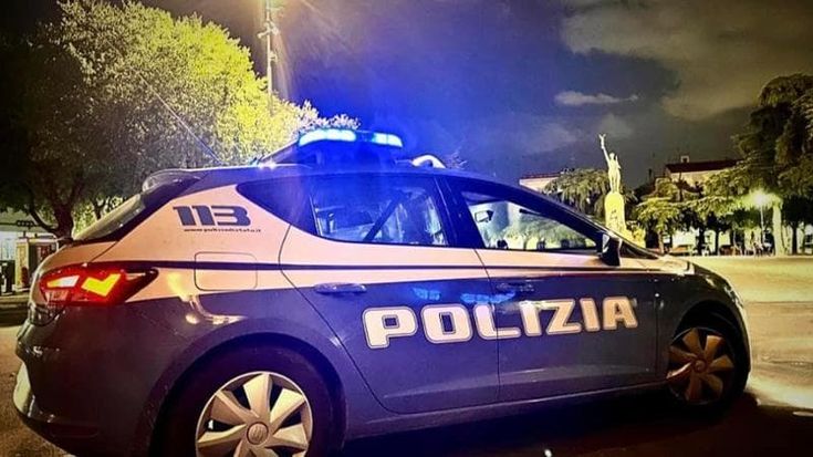 Firenze, sesso e video con due dodicenni alla festa di Capodanno: 24 indagati