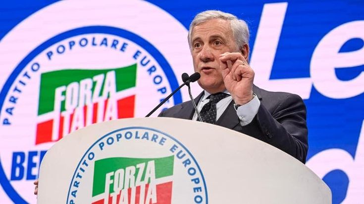 Antifascismo, Tajani si allinea al Colle: “Io e la mia famiglia estranei a quel regime”