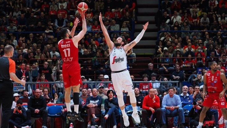 Basket, colpo Virtus Bologna al Forum: Milano battuta e superata in classifica