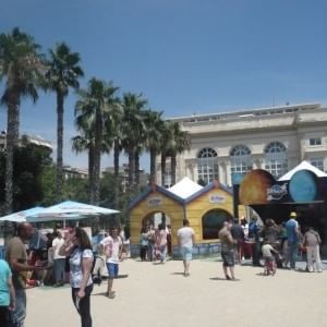 Il villaggio Disney nel degrado della Villa comunale