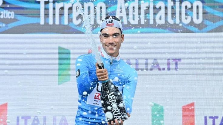 Filippo Ganna battuto per 1” nella crono di apertura della Tirreno-Adriatico: vince Ayuso