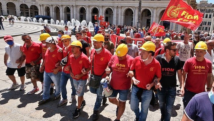 Prorogato il blocco dei licenziamenti nei settori del tessile
