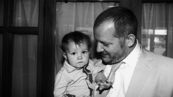 "Mio figlio è autistico e nessuno lo invita alle feste". Lo sfogo di un padre su Twitter 