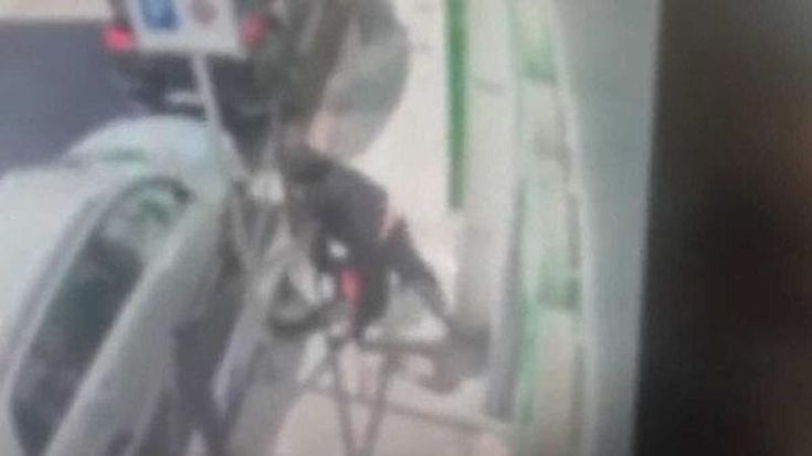 Aggredì un uomo con la mazza da baseball a Barletta: arrestato. Voleva vendicare sorella investita