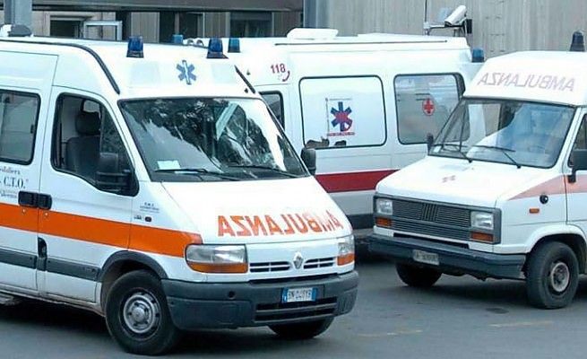 Terracina, auto e moto in un fosso<br />morto un motociclista 23enne
