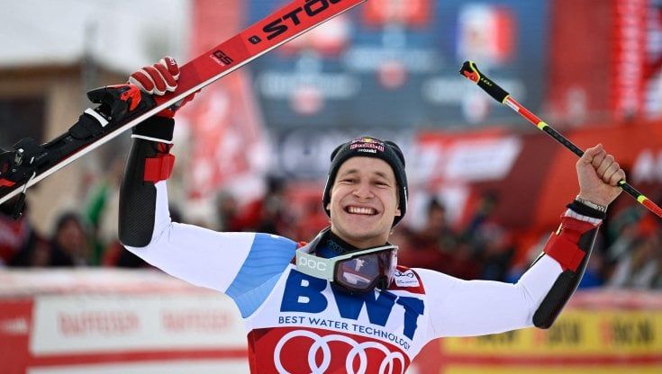 Sci, Odermatt si impone nel gigante di Adelboden. Brutta caduta per De Aliprandini