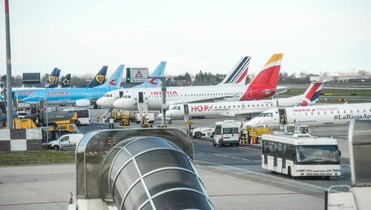 L’aeroporto Marconi fa i conti col carburante a rischio